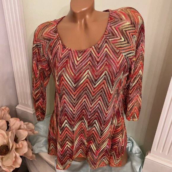 New Directions. Sz Large. Multicolor Chevron Knit Lined Stretch Pullover. B108 - Picture 1 of 4